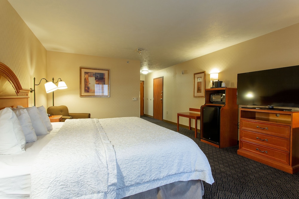 Hampton Inn Waterloo Cedar Valley 18/55