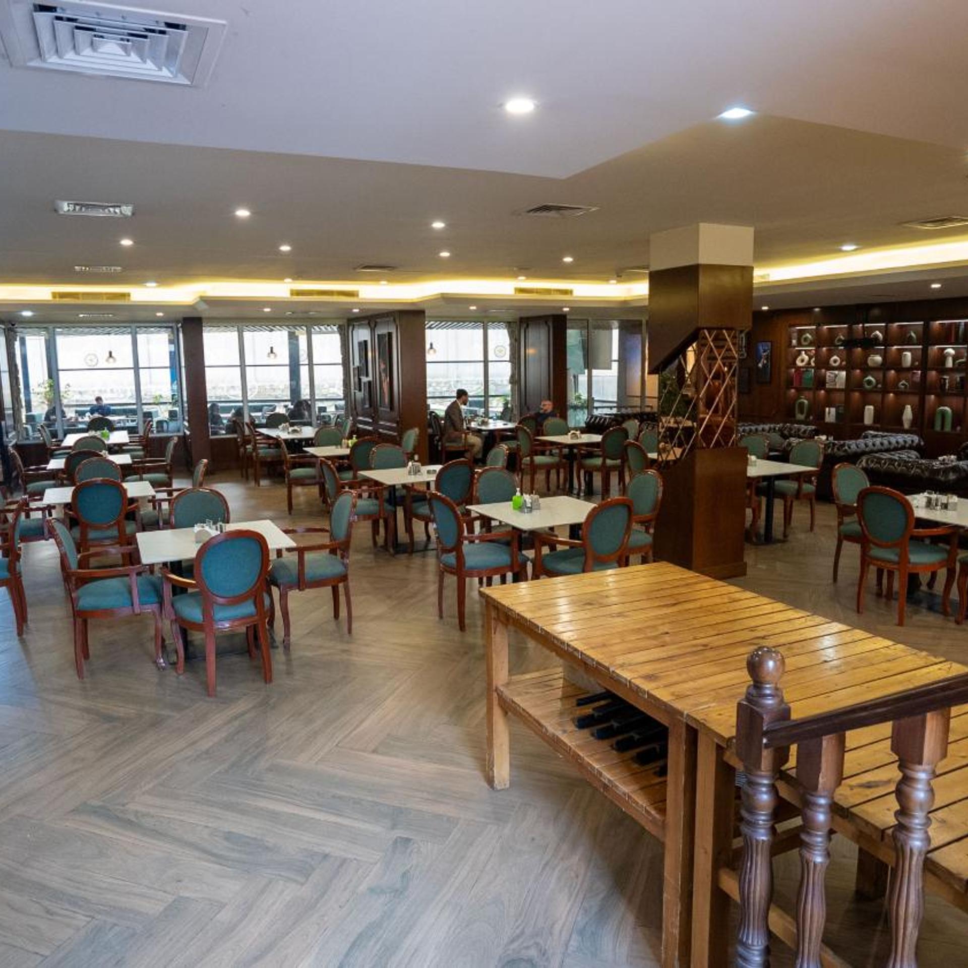 Shaheen Hotel Baghdad 54/63
