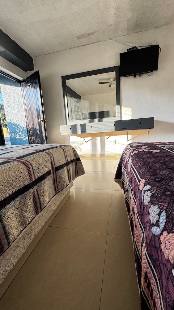 Hotel Nuevo Vallarta 21/37