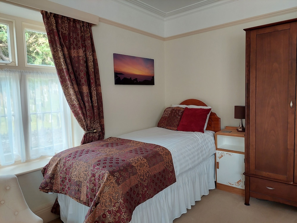 The Denes Guest House 10/50