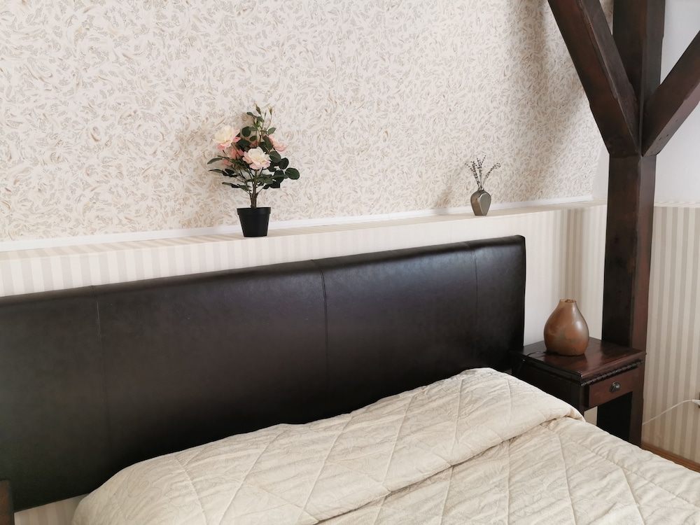 PRINCE RESIDENCE(FORMERLY VESUVIO PRICE RESIDENCE APARTHOTEL) 31/75