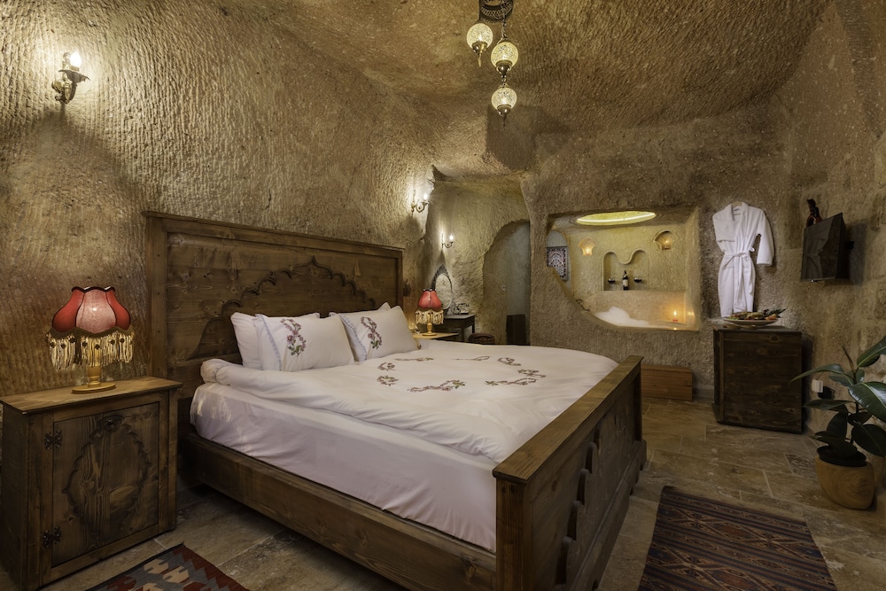 Kayata Cave Suites 18/50