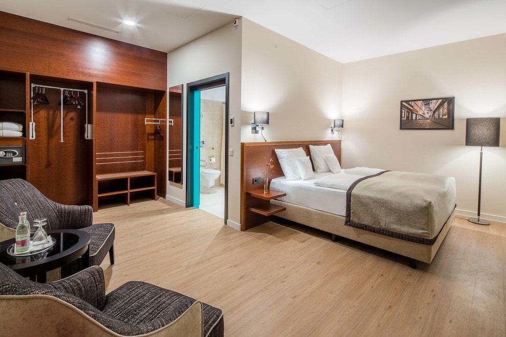 Best Western Plus Hotel Excelsior 15/57