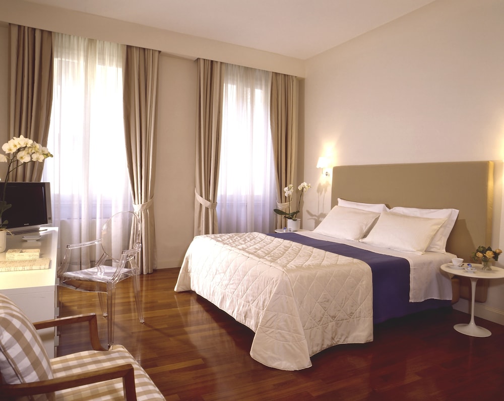 Room at Residence Hilda, FLORENCE