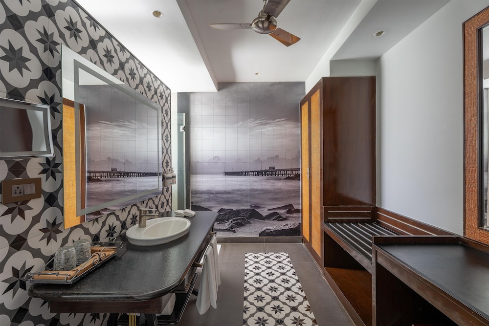 Radisson Resort Pondicherry Bay 60/73