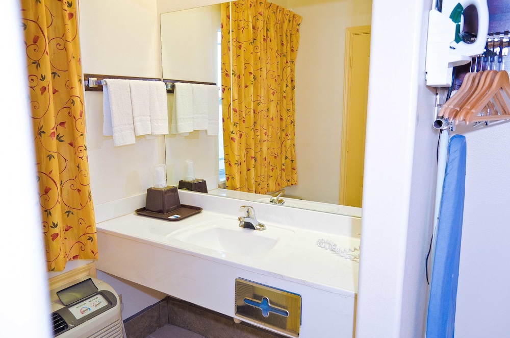 Texas Inn and Suites - Rio Grande Valley 16/62