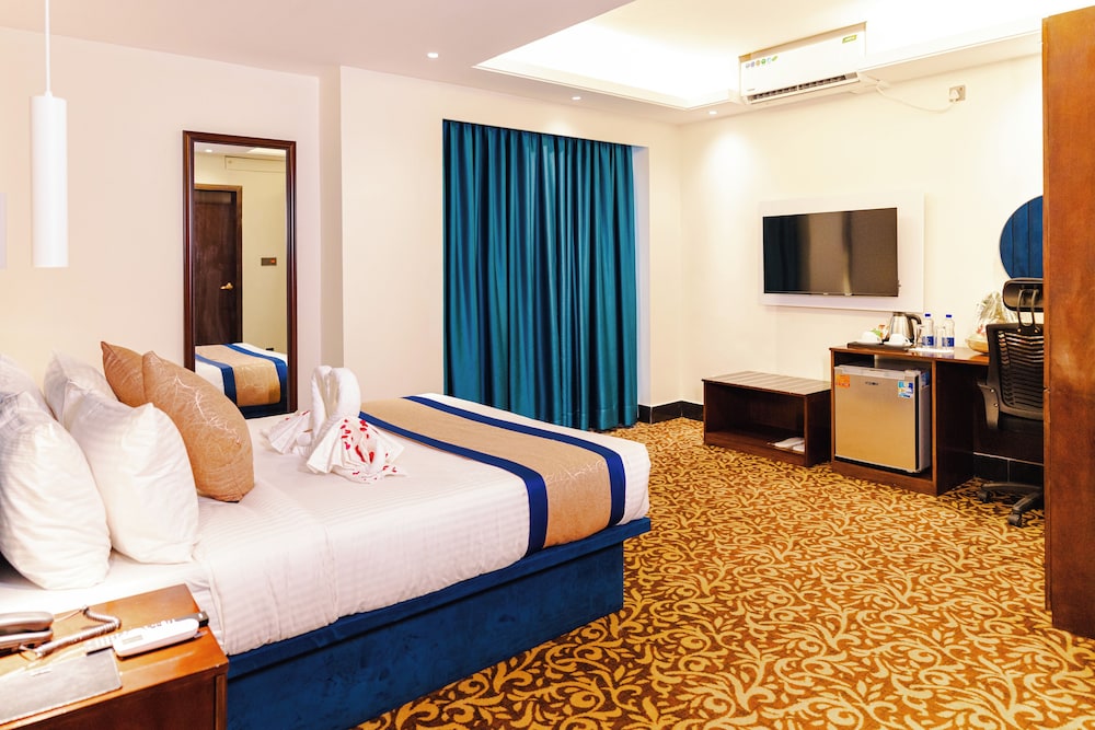 Marco Polo Dhaka 20/37
