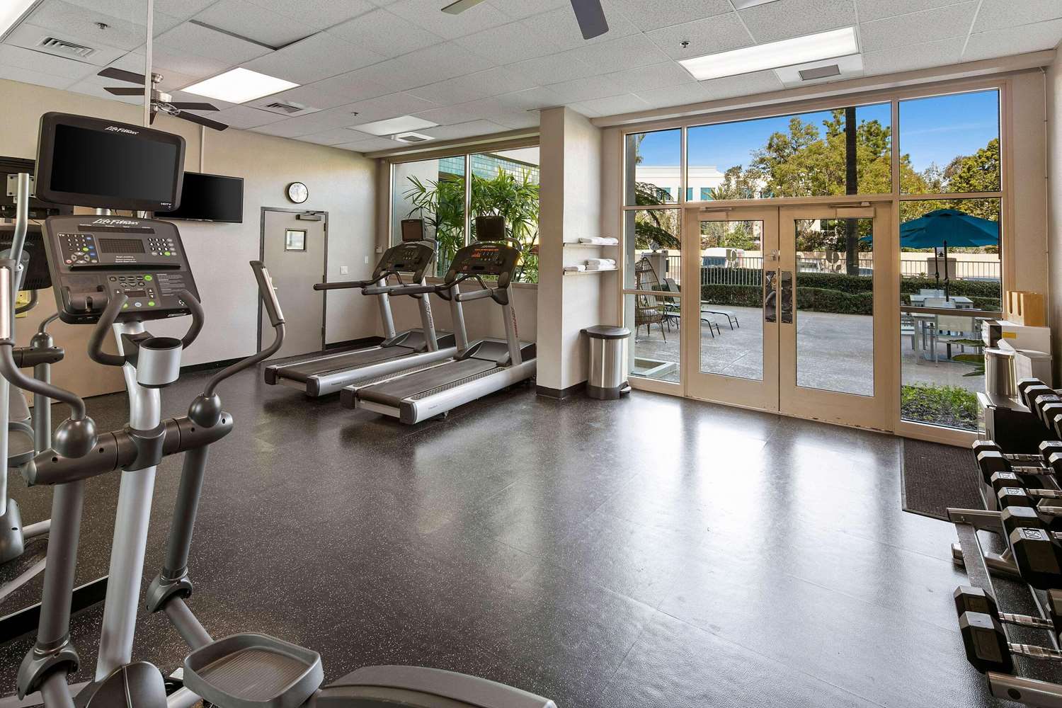 Country Inn and Suites by Radisson San Diego North CA 10/31