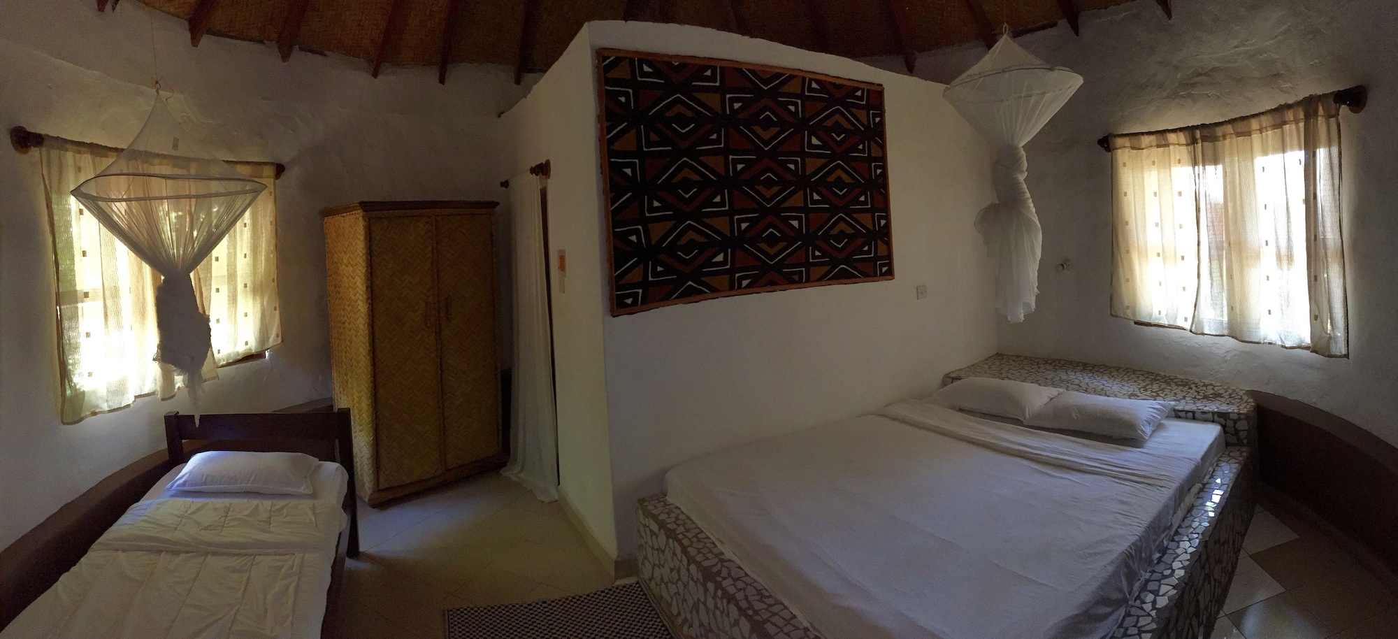 1 Bedroom, Traditional, Triple, 2 King Beds, Single Bed, Partial Sea View, Garden Area