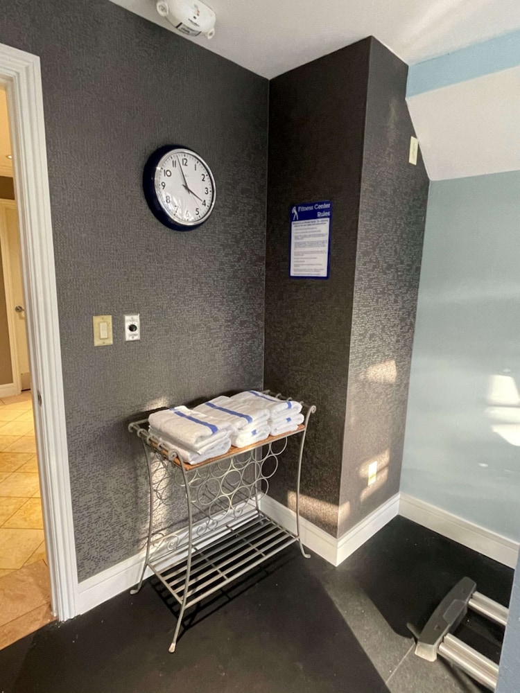 Surestay Plus Hotel By Best Western Mountain View 36/70