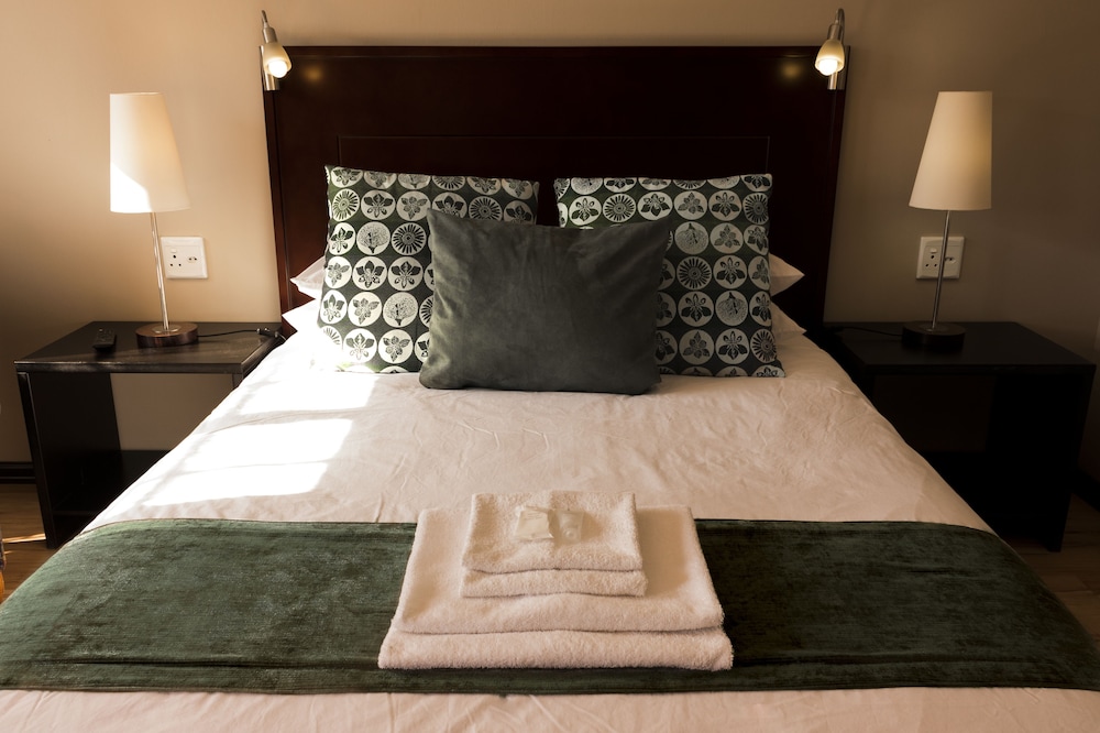 Ruth Avenue Guest House 20/34