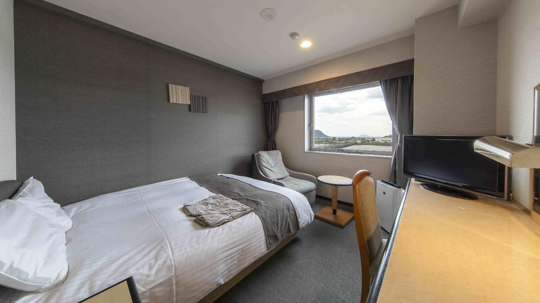 Standard, Double Bed, Mountain View, River View, Night View