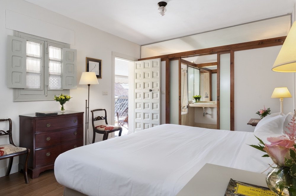 Amadeus Hotel Sevilla 39/87