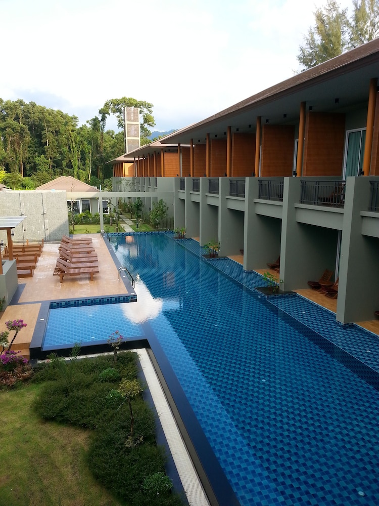 Khaolak Forest Resort 3/62