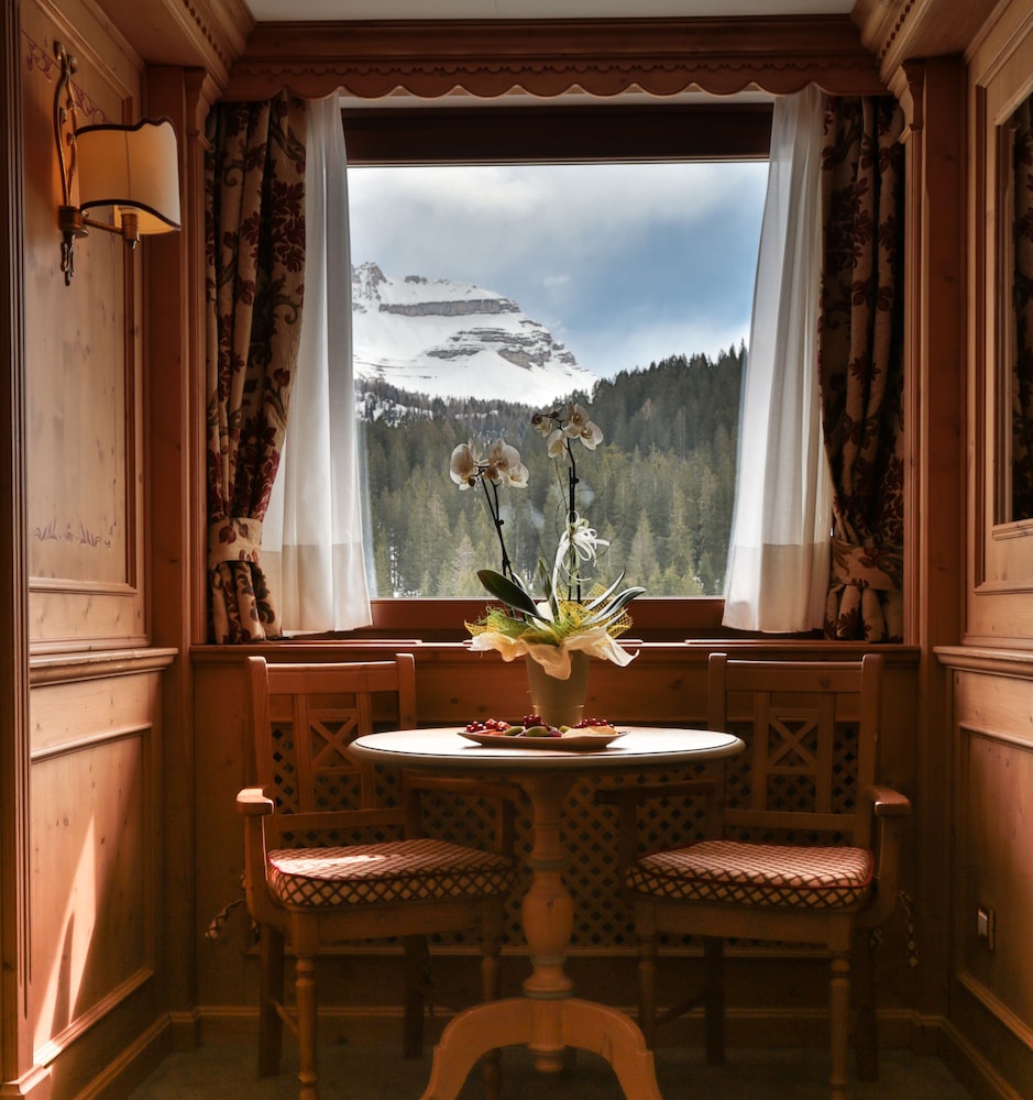 Th Madonna Di Campiglio Golf Hotel 34/74