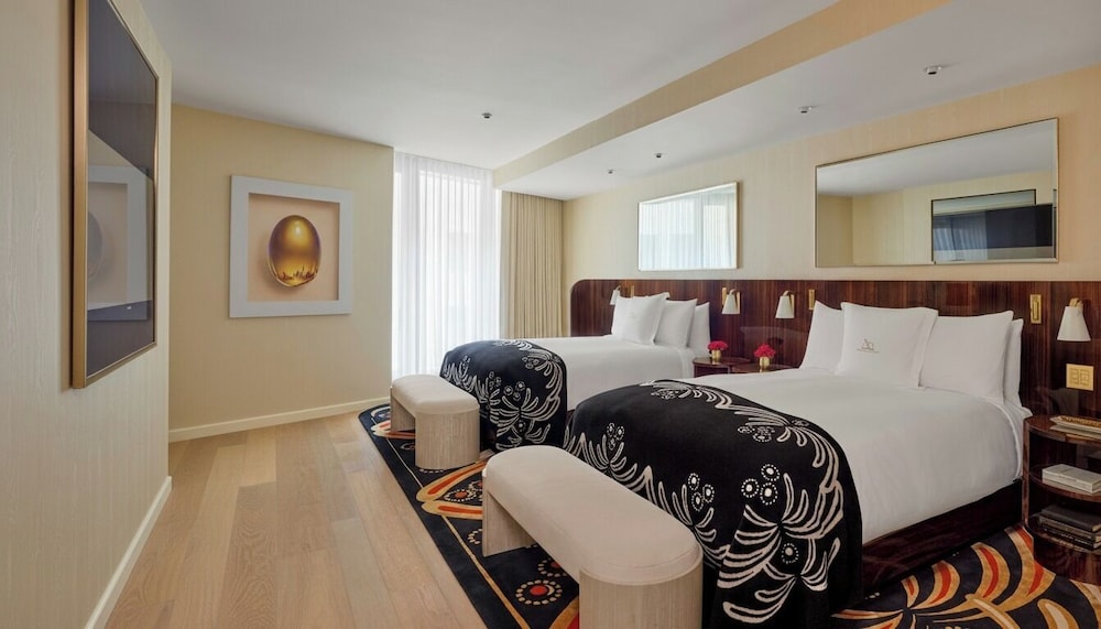 2 Bedrooms, Rose, Suite, 2 King Beds