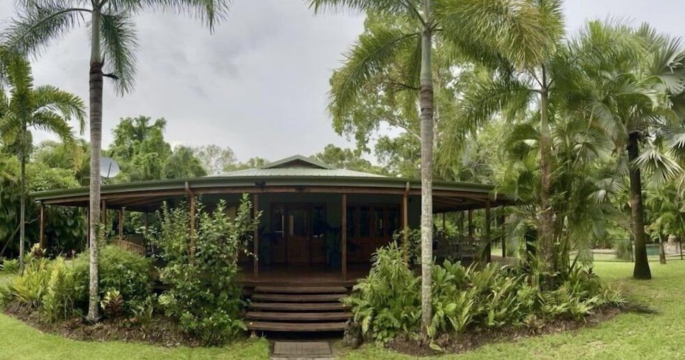 Paperbark Retreat 3/61