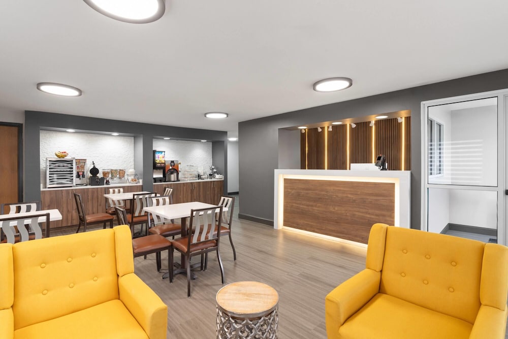 Super 8 by Wyndham Chattanooga East/Hamilton Place 6/47