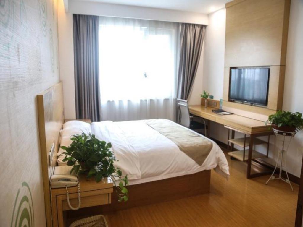 Feature, Suite, King Bed