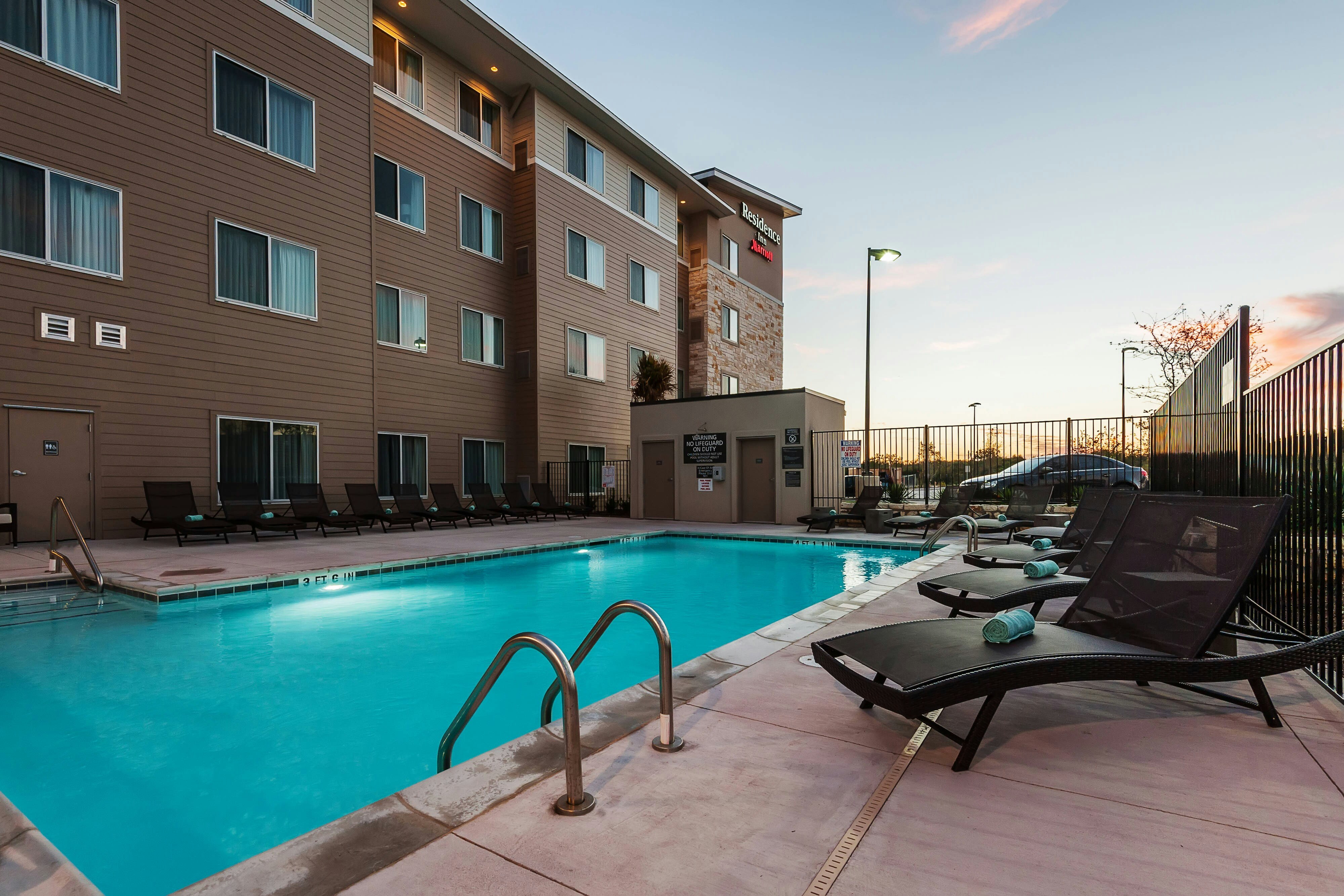 Residence Inn By Marriott Austin Airport 19/19