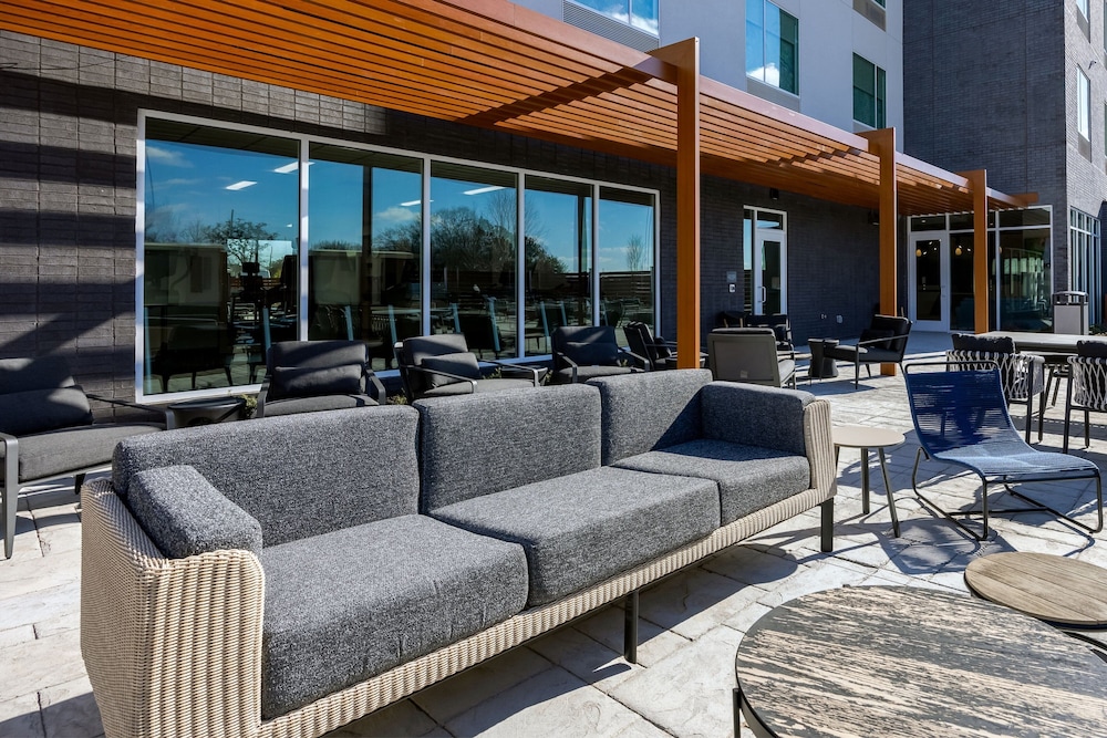Fairfield Inn & Suites Canton Riverstone Parkway 15/30