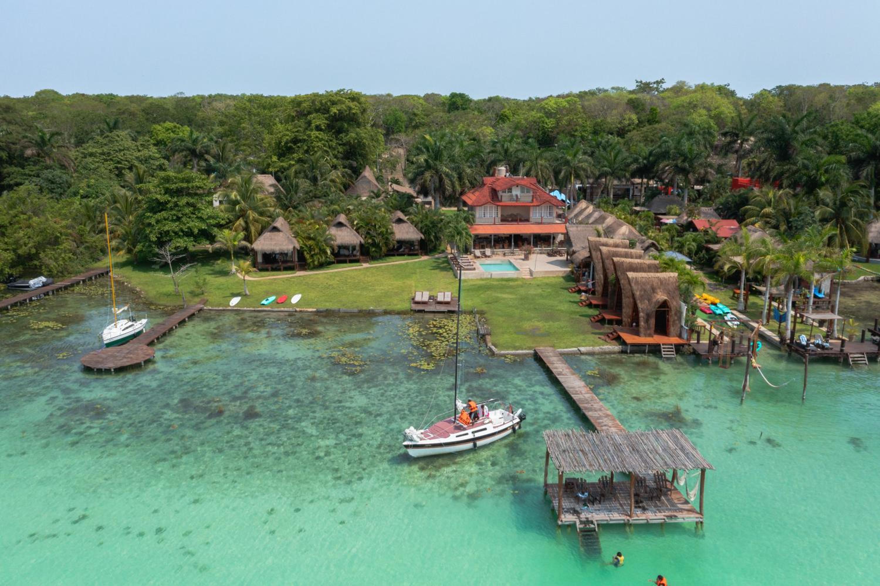 Hotel CasaBakal A pie de Laguna Bacalar 38/50