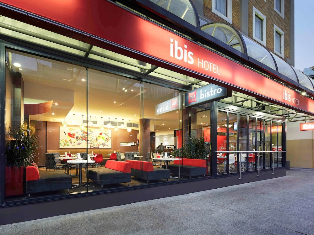 IBIS PERTH 5/70