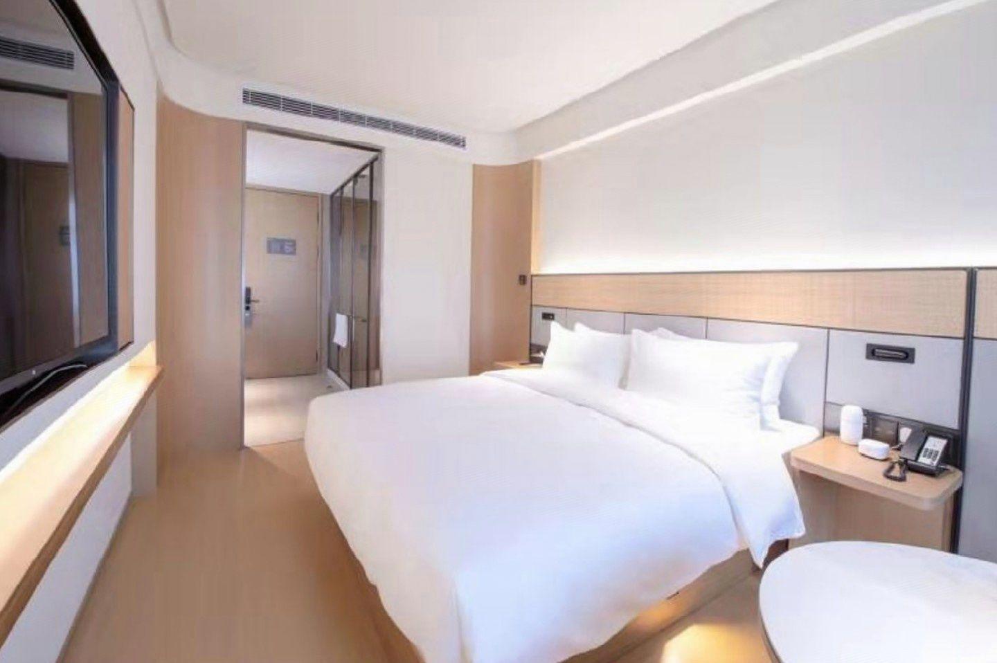 Ji Hotel (Shanghai Longyang Road Magnetic Levitation) 24/35
