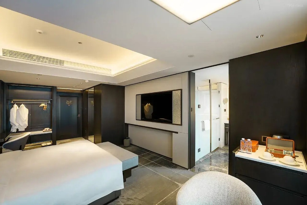 Guangzhou 28/50