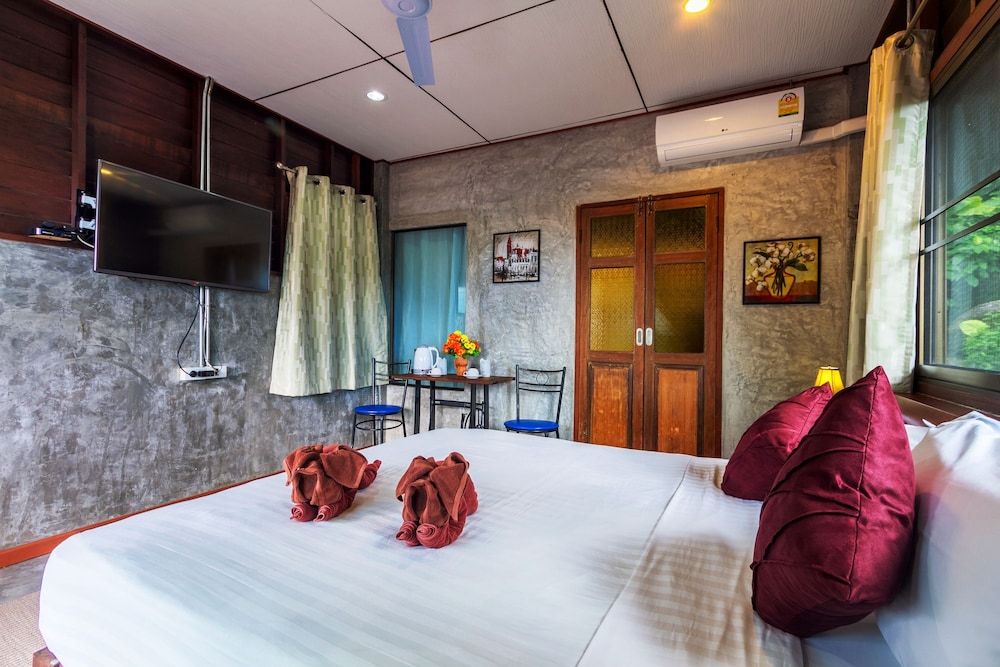 Kanya Cozy Bungalows Kata Beach 11/30