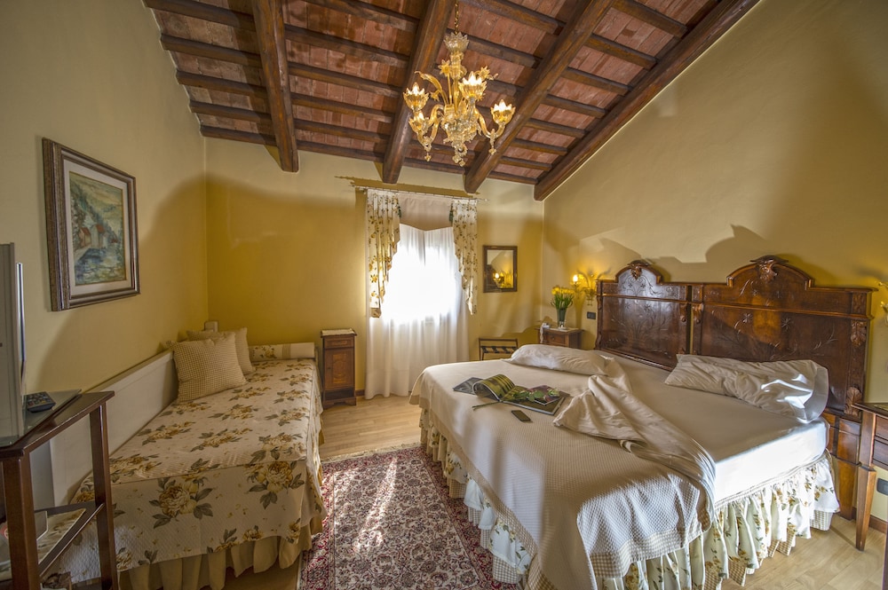Hotel La Rescossa 33/46