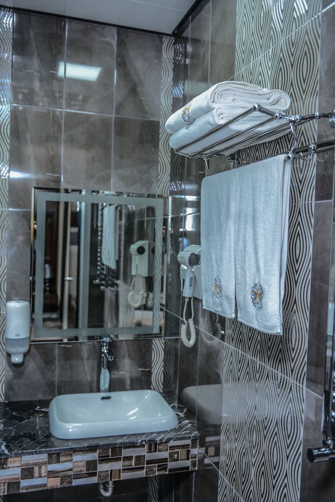 Armada Villa Hotel 30/31