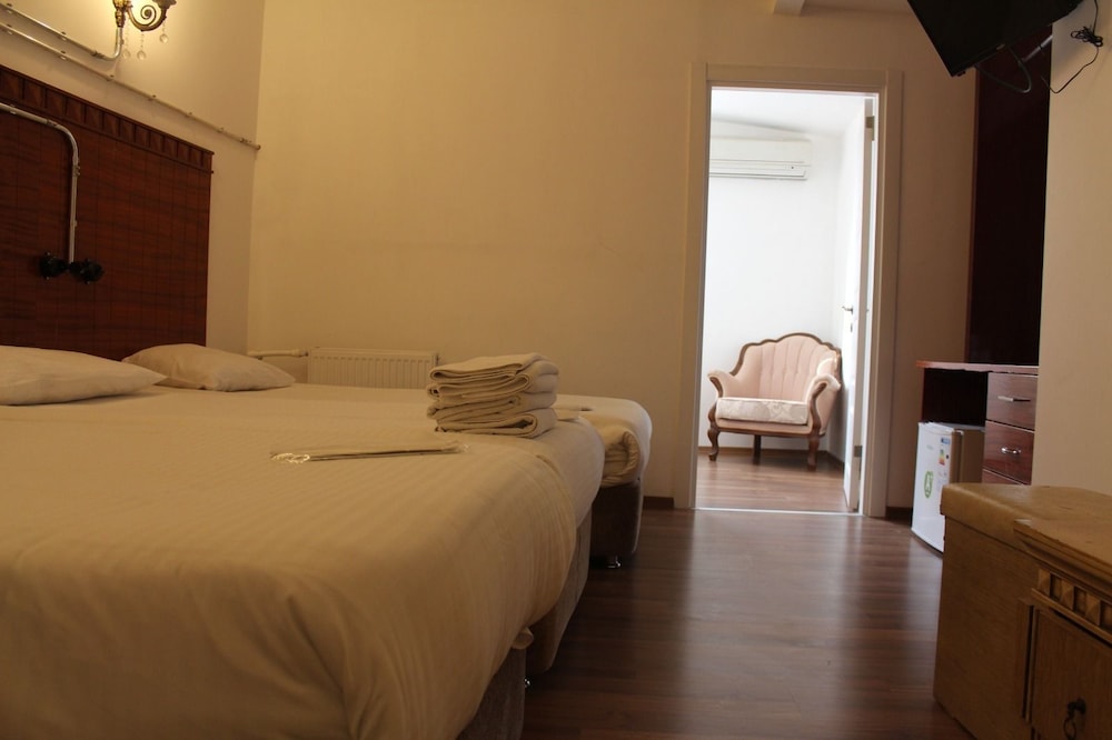 Istanbul Holiday Hotel 22/68