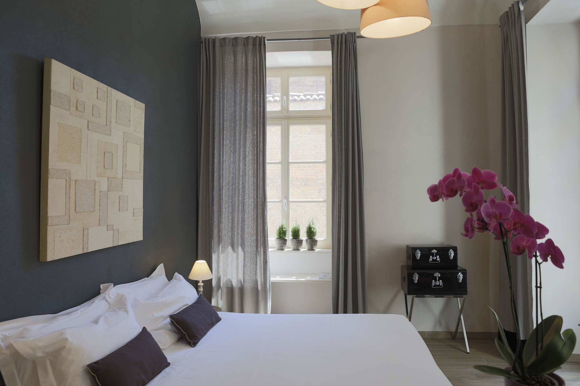 CLASSIC, DOUBLE OR TWIN BED