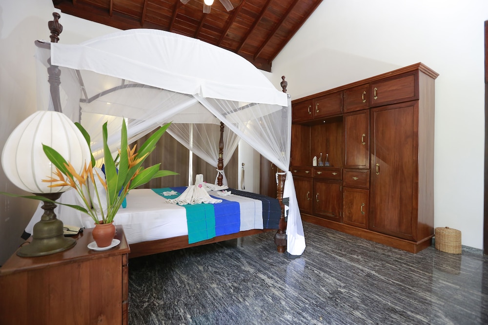 Niyagama House 5/50