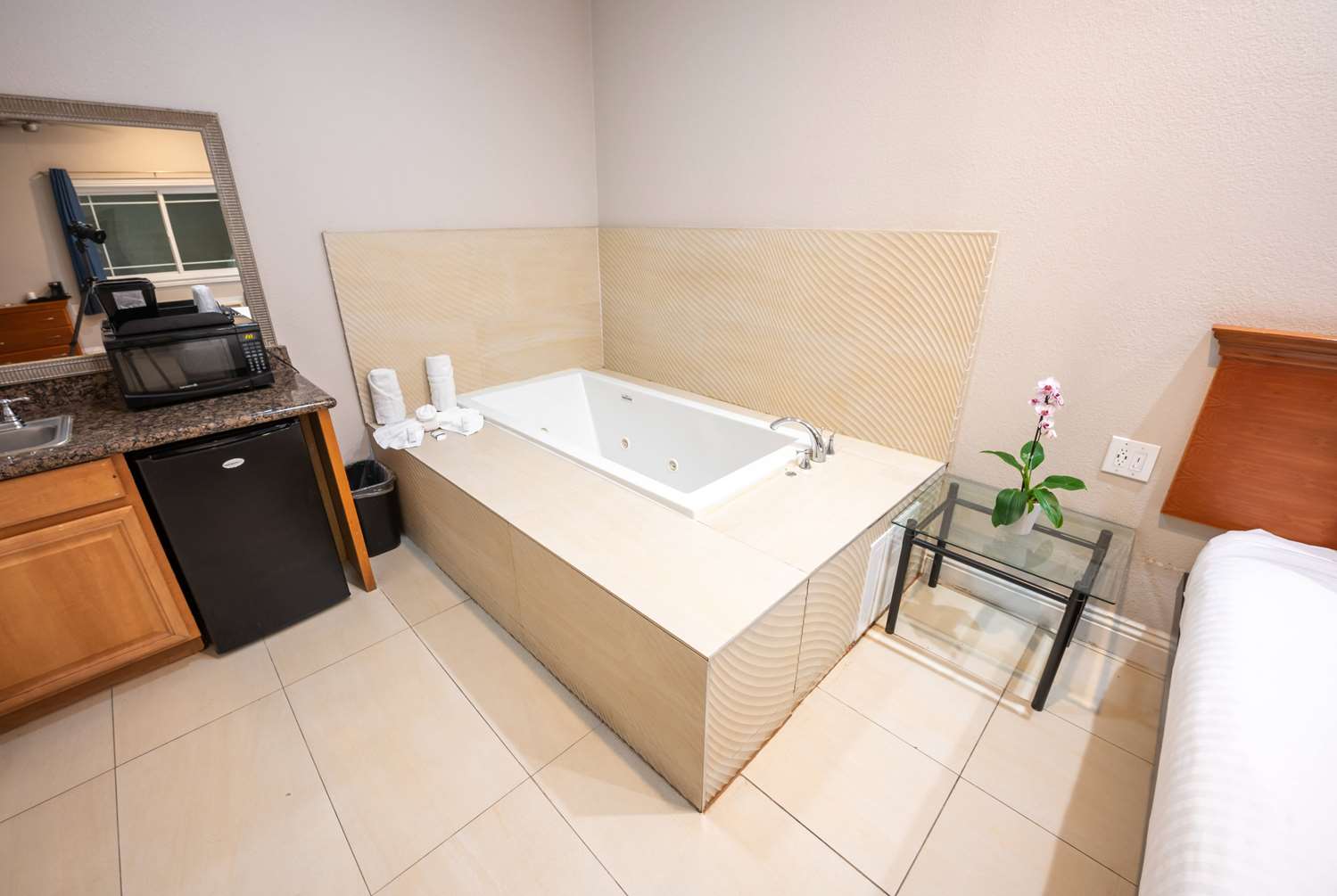 Ramada Limited Redondo Beach 45/45