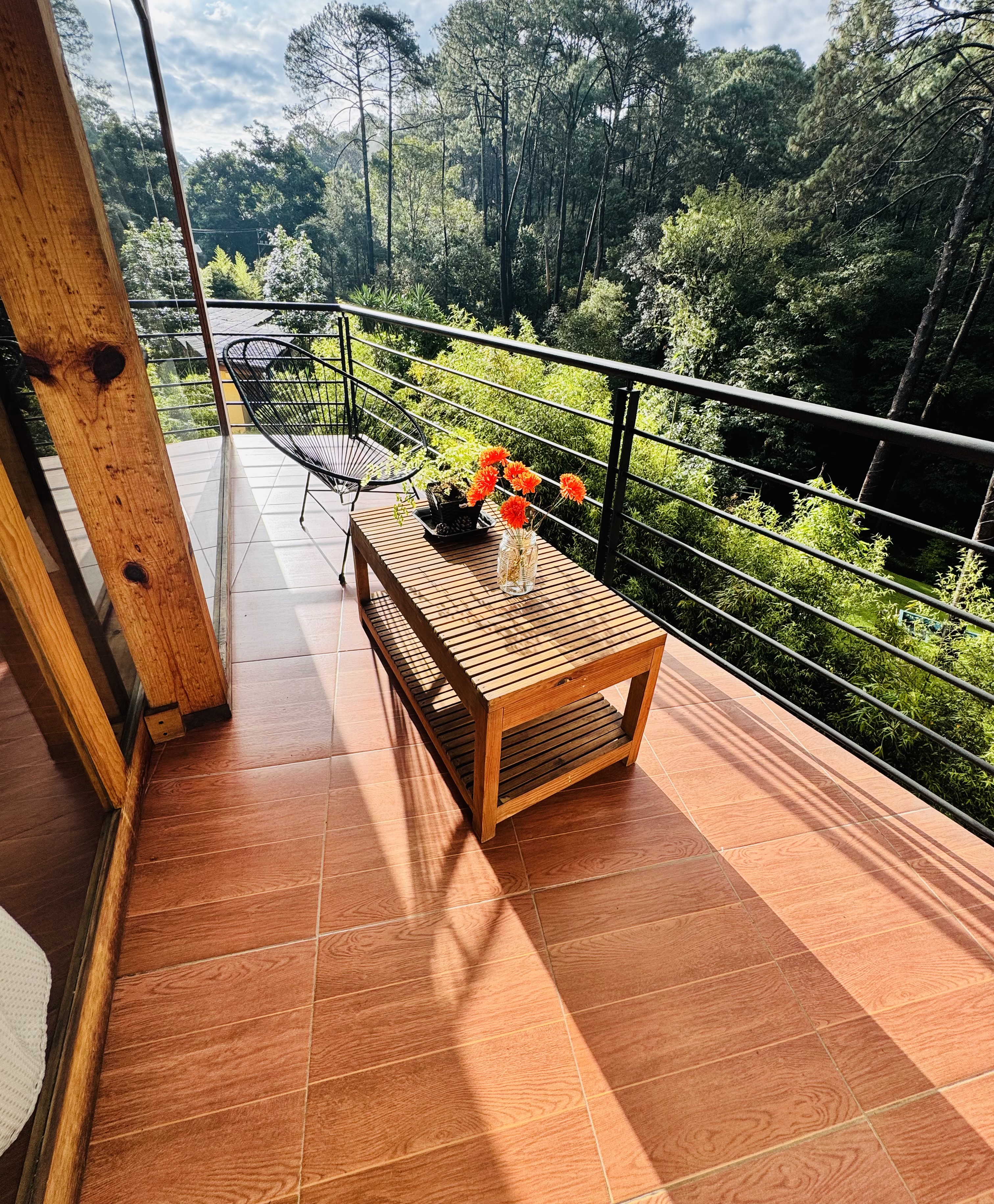 Encino House 23/50