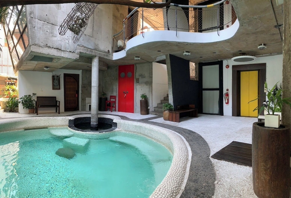 Mo Rooms 36/50