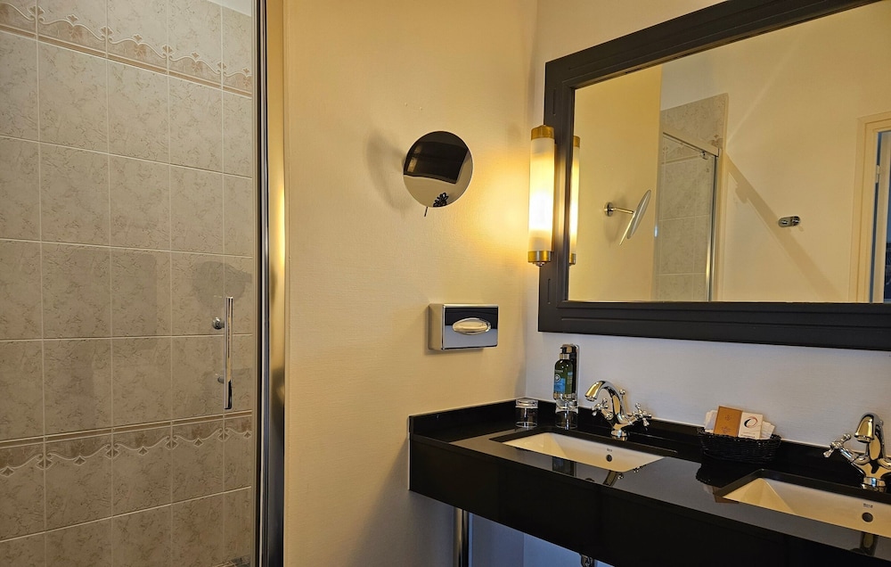 Hotel Anne D Anjou 63/65