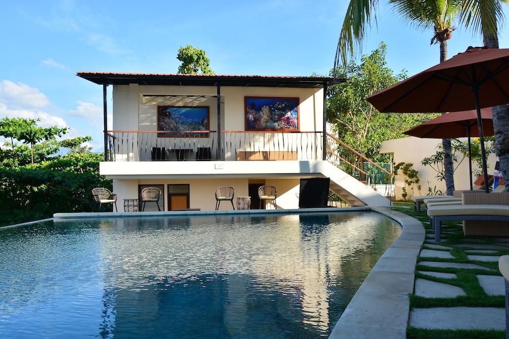 Capa Resort Maumere 1/66