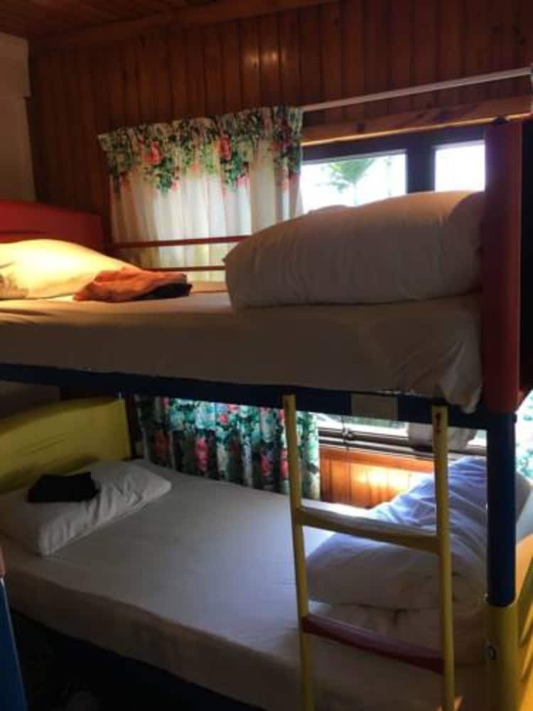 Bluewater Lodge - Hostel 26/39