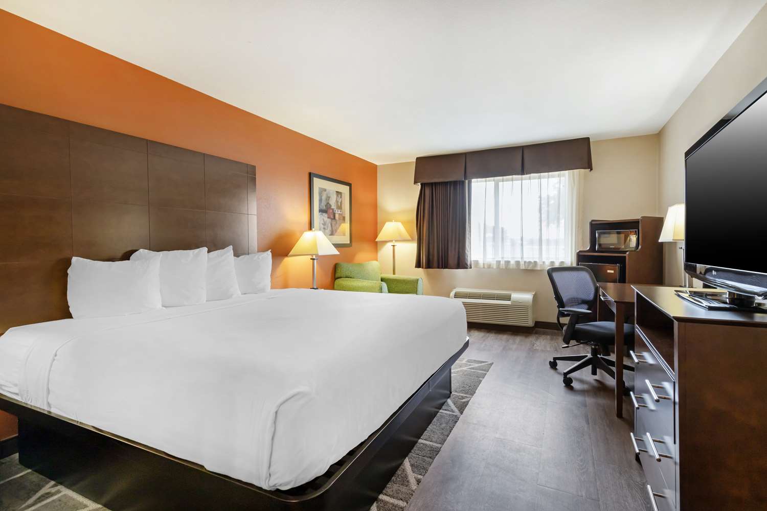 Room, King Bed, Exterior Entrance