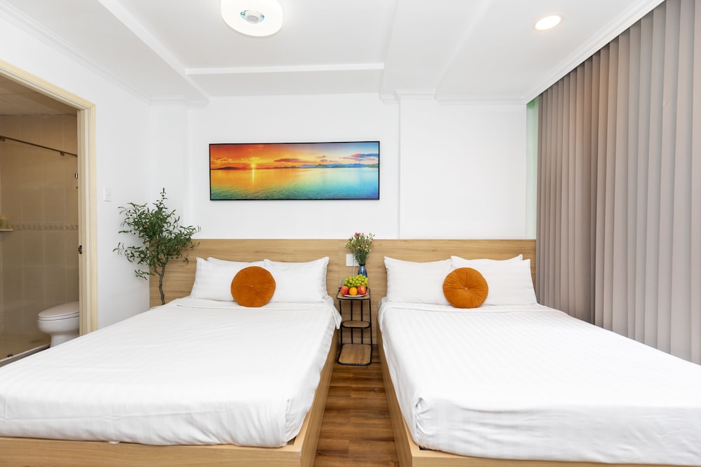 Quy Hung Hotel 15/75