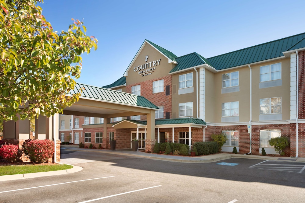 Country Inn & Suites by Radisson, Camp Springs (Andrews Air Force Base), MD 1/26