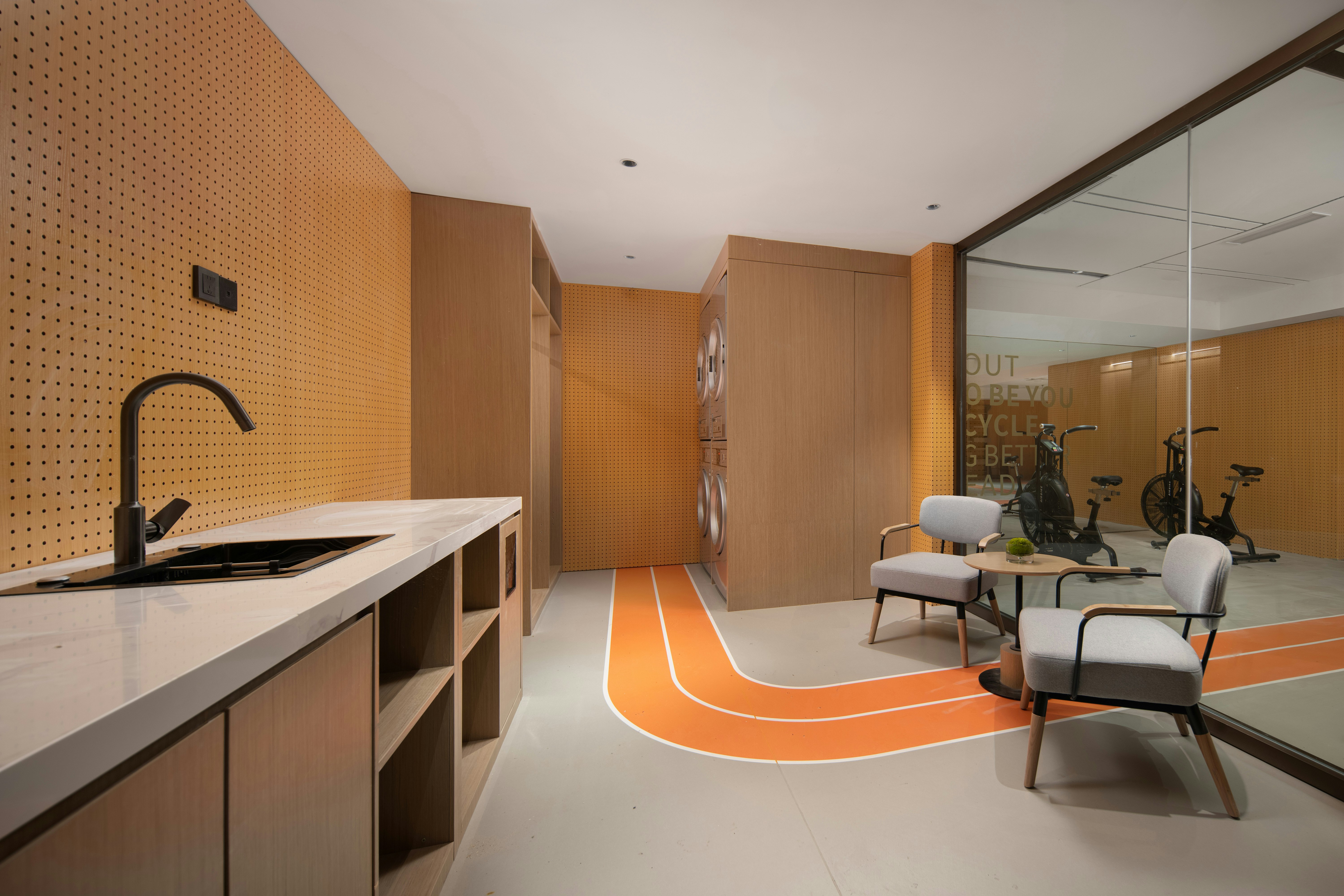 Home2 Suites by Hilton Linzhi Yutuolu 60/61