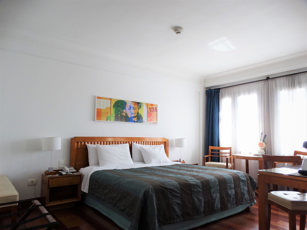 De La Opera Hotel 26/74