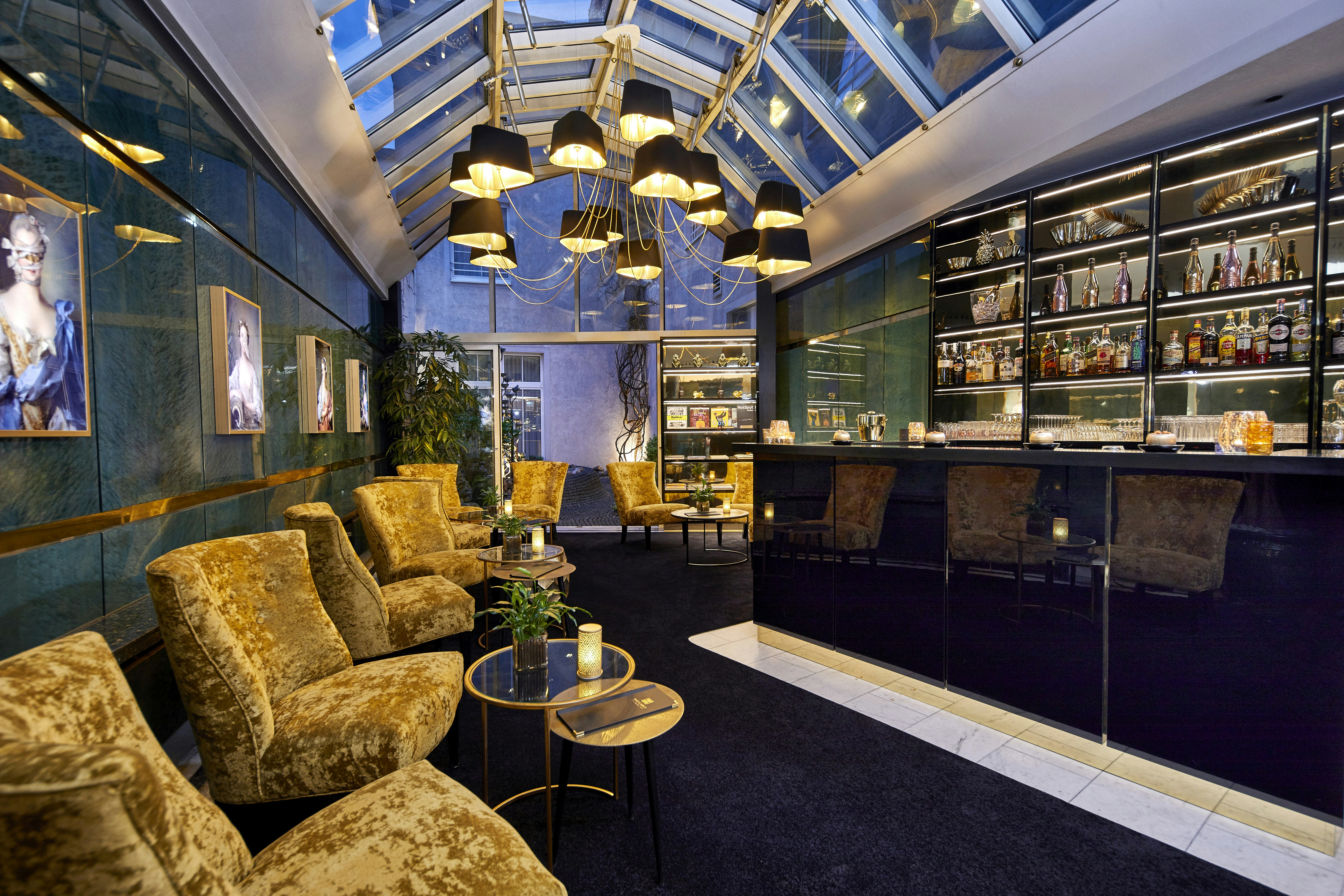 Das Carls Hotel 20/26