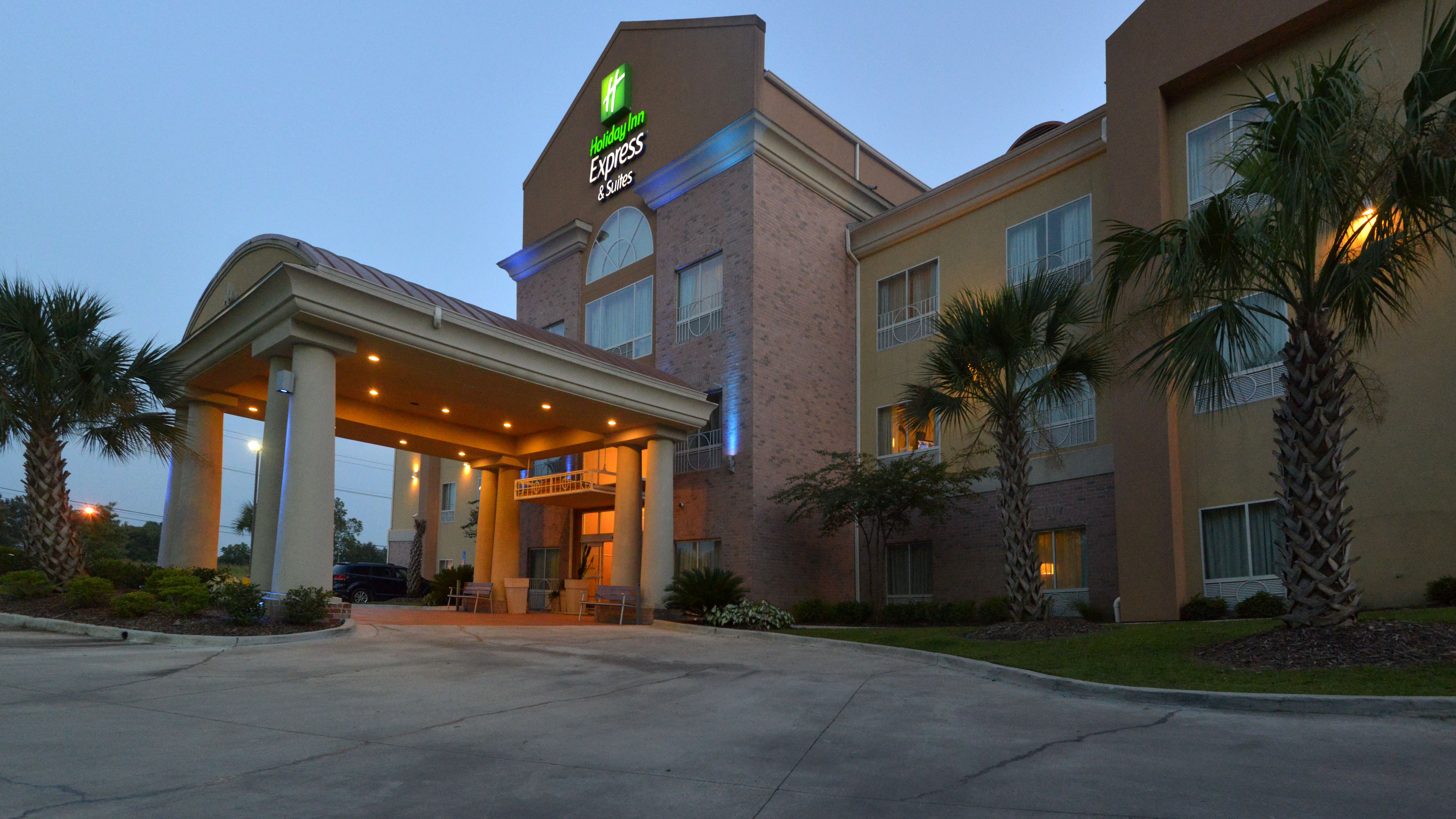 Holiday Inn Express Hotel And Suites Baton Rouge North 51/54