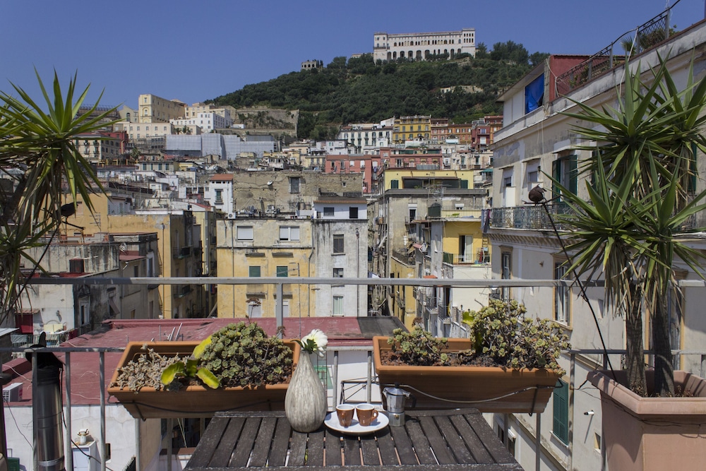 Sui Tetti di Napoli 2/37