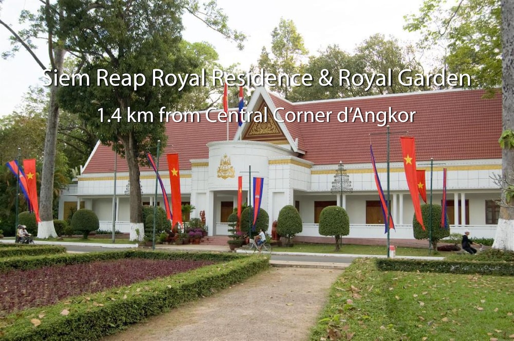 Central Corner D Angkor 66/75